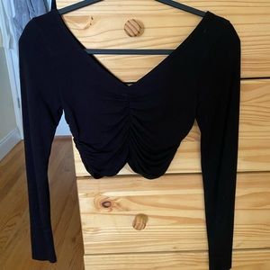 Long sleeve crop top